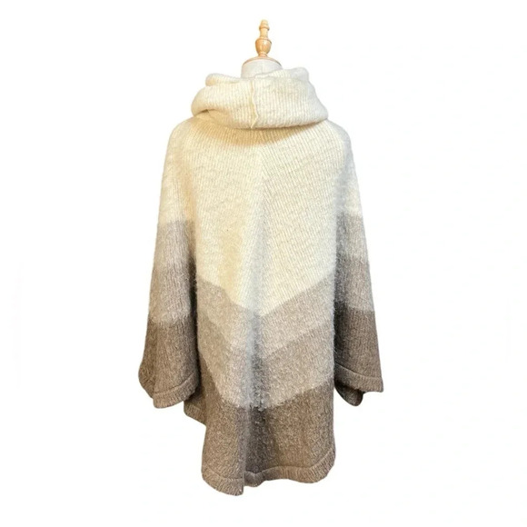 IceWool 💯 Virgin Wool Sweater One Size - Picture 2 of 3